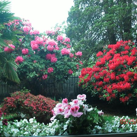 The Stone Hedge Bed And Breakfast Richmond Exterior foto